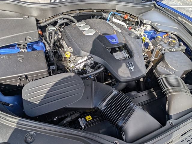 Used 2022 Maserati Levante Modena image 15