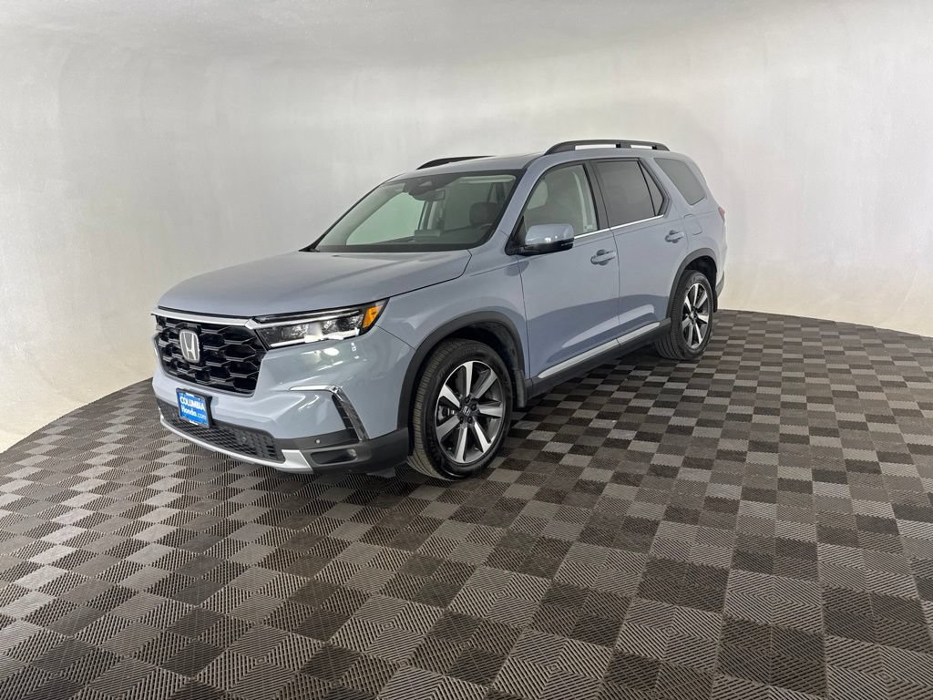 Certified 2023 Honda Pilot Touring image 3