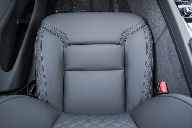 New 2026 Volvo XC60 B5 Plus w/ Protection Package Premier image 31