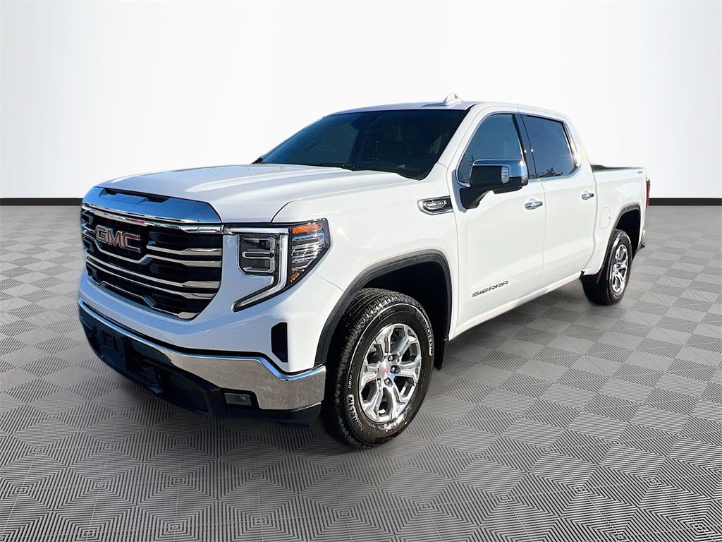 Used 2025 GMC Sierra 1500 SLT image 3