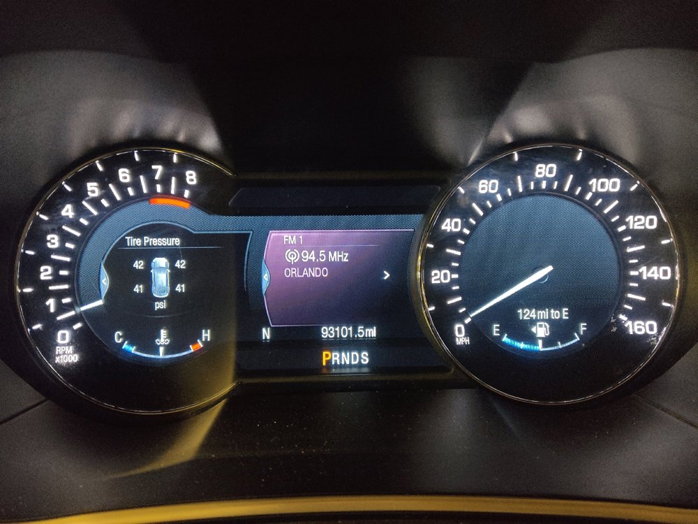 Used 2016 Lincoln MKX Premiere image 23