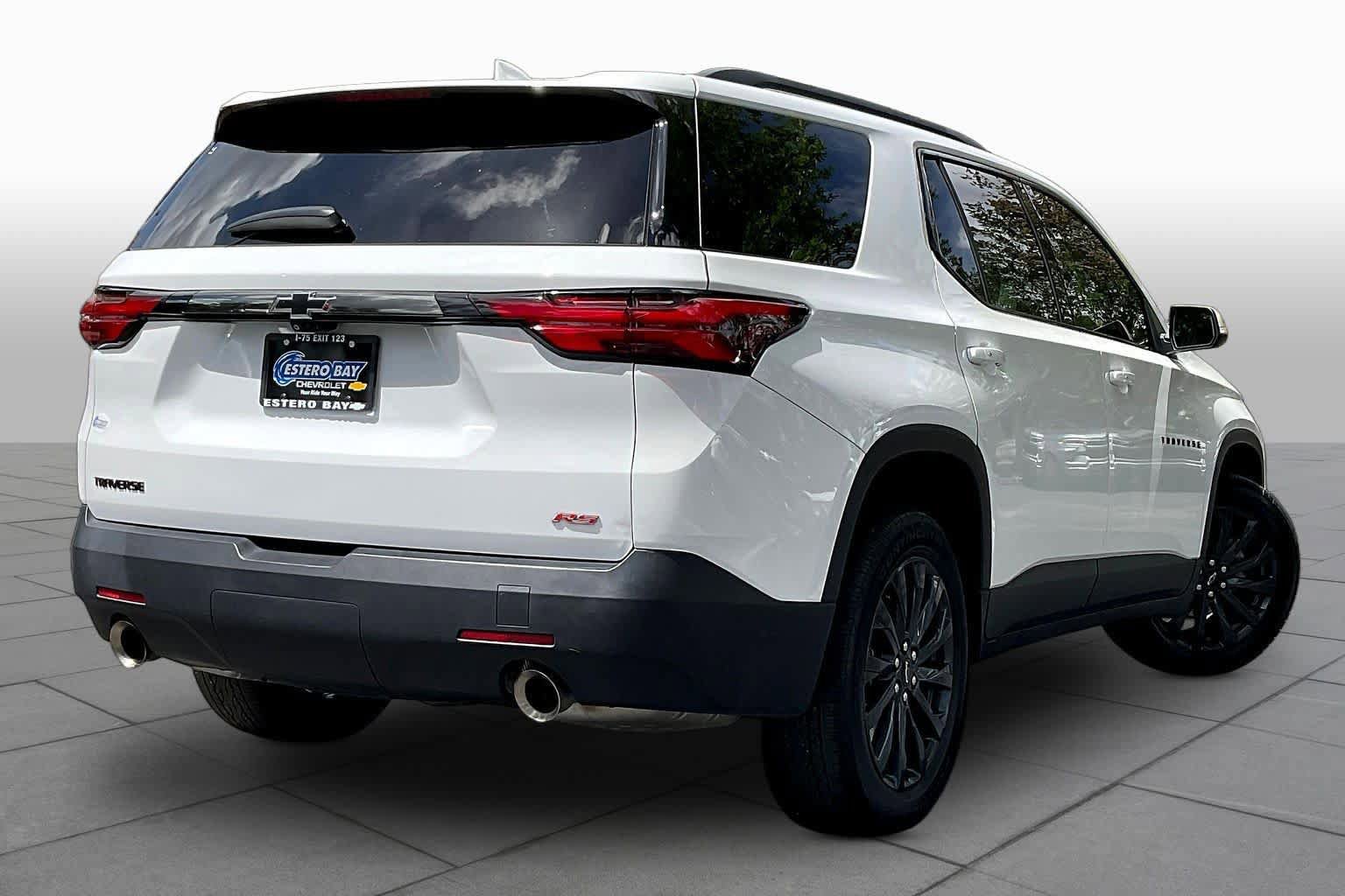 Certified 2023 Chevrolet Traverse RS FWD image 13
