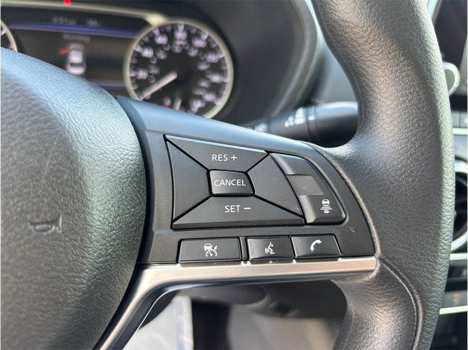 Used 2024 Nissan Sentra SV FWD image 24