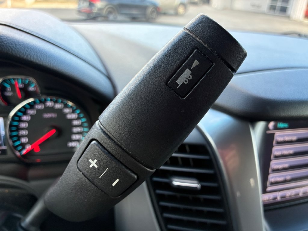 Used 2018 Chevrolet Tahoe LT RWD image 10