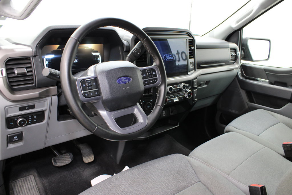 Used 2025 Ford F150 XLT w/ Equipment Group 301A Standard AWD/4WD image 14