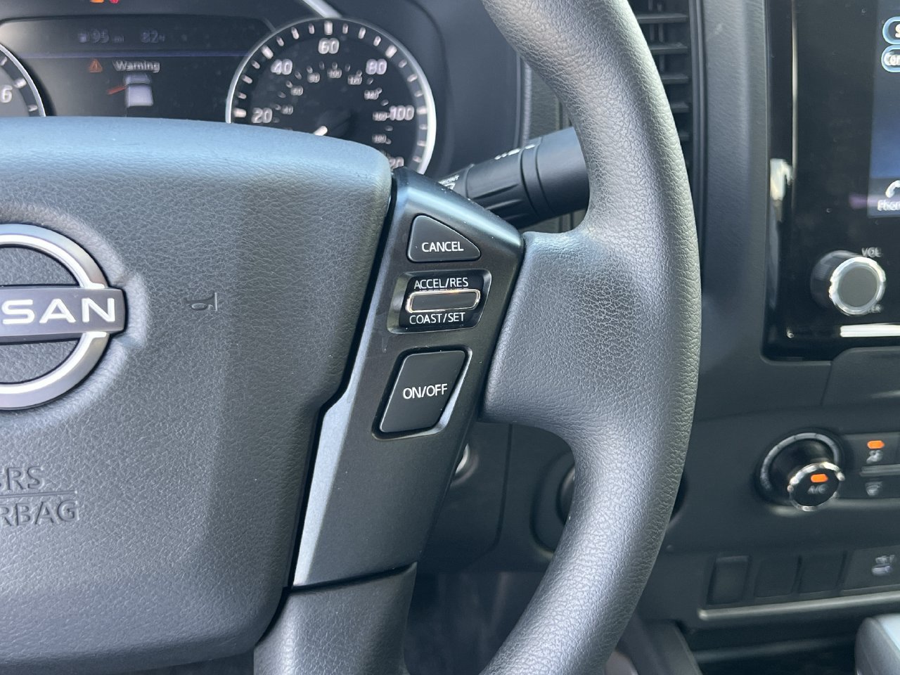 Used 2023 Nissan Frontier S AWD/4WD image 13