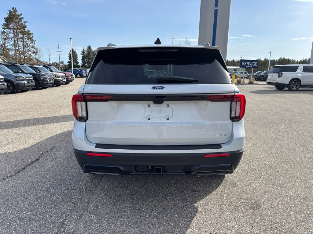 New 2026 Ford Explorer ST-Line image 4