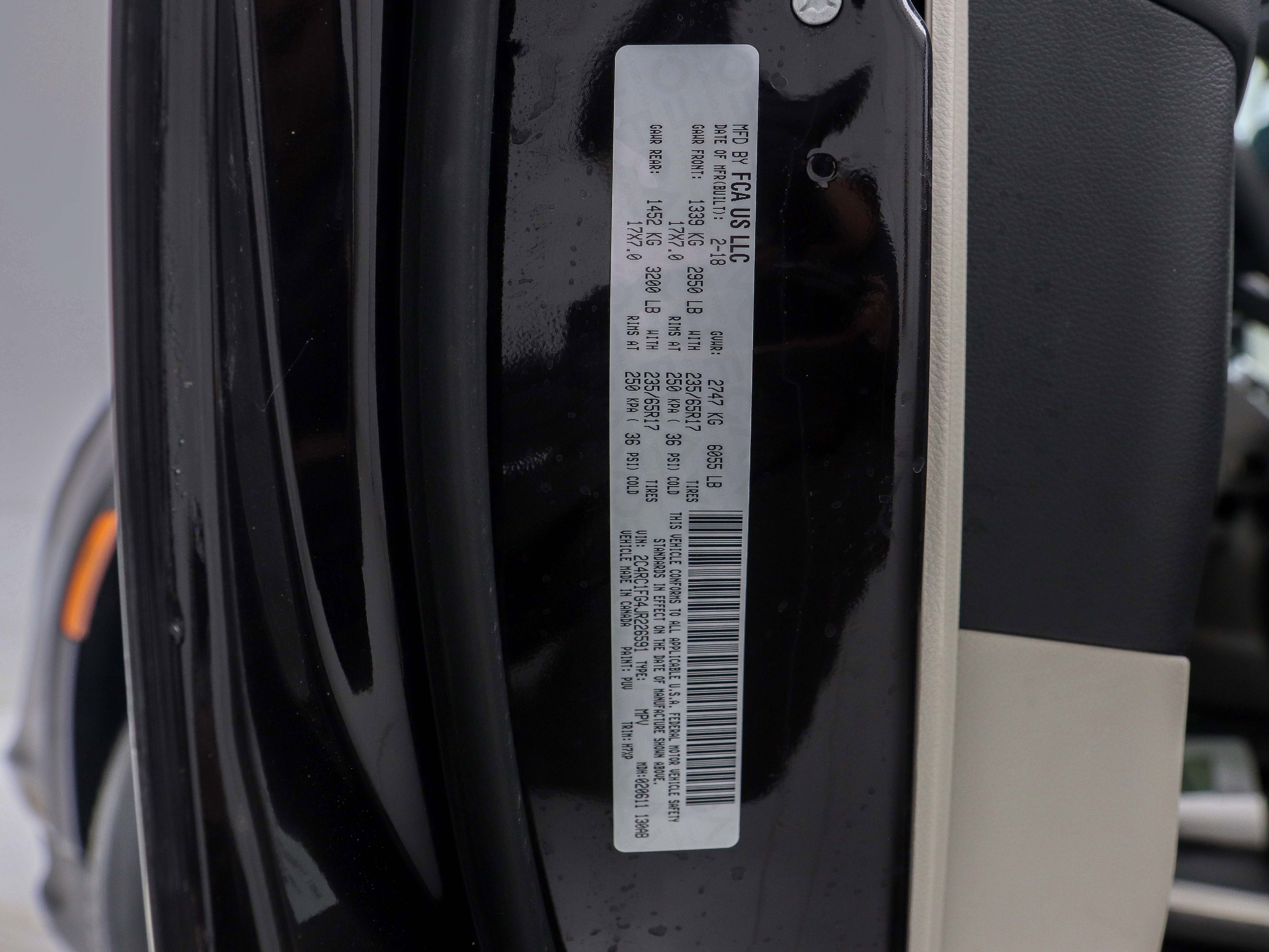 Used 2018 Chrysler Pacifica Touring Plus image 39