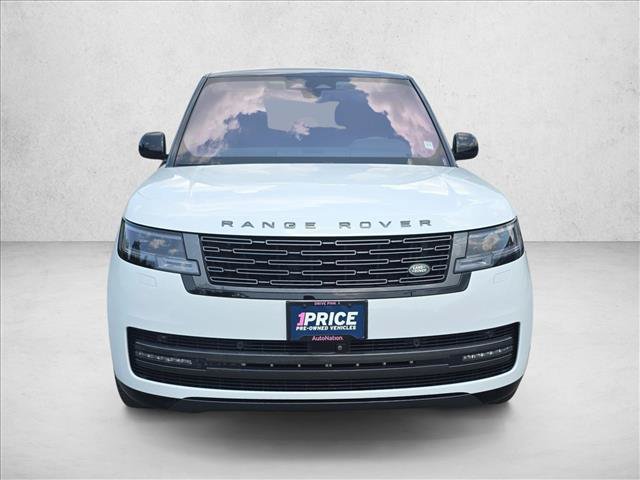 Used 2023 Land Rover Range Rover SE AWD/4WD image 2
