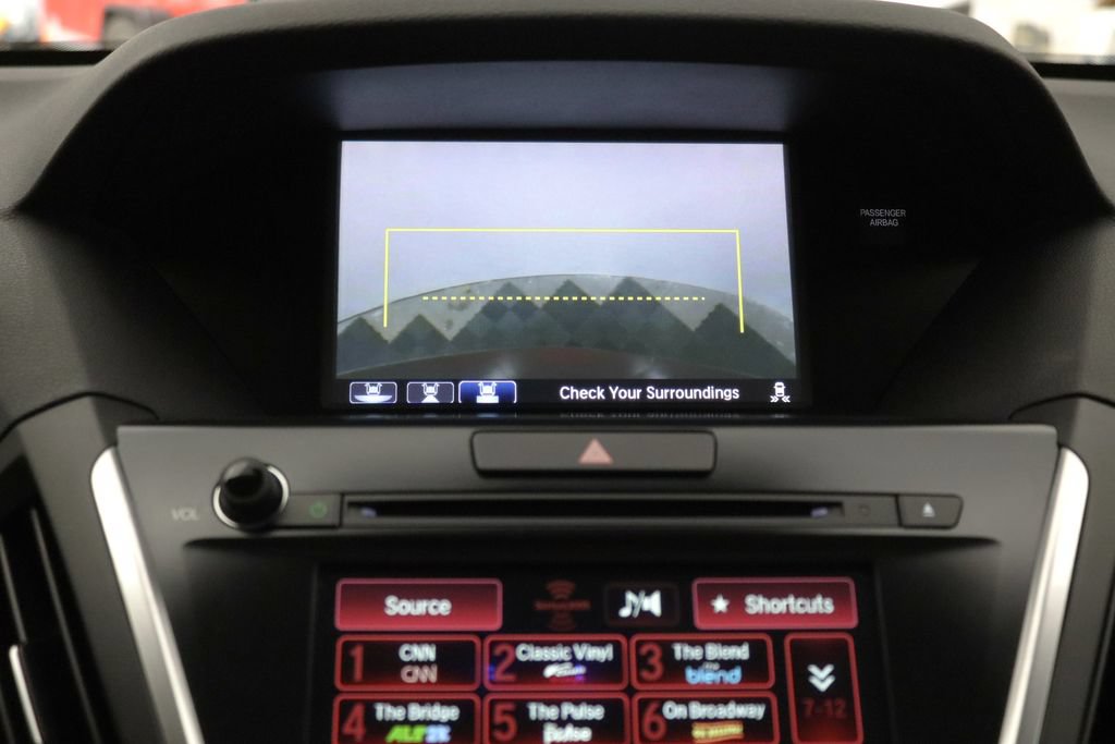 Used 2017 Acura MDX w/ Technology Package AWD/4WD image 25