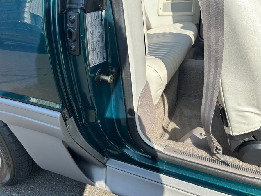 Used 1992 Ford Mustang GT image 32