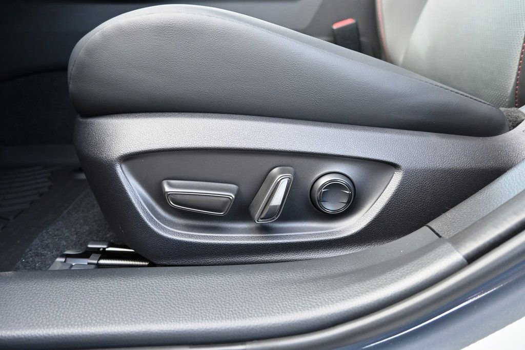 New 2026 Toyota Prius Plug-In Hybrid image 12