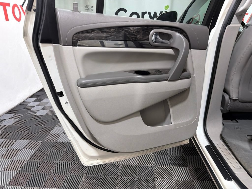 Used 2013 Buick Enclave Leather w/ Trailering Provision Package AWD/4WD image 19