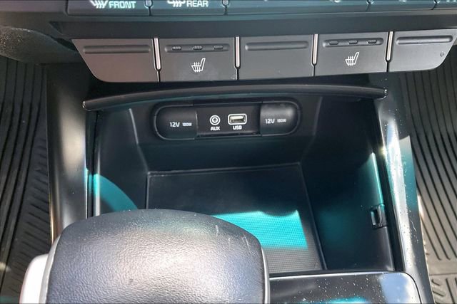 Used 2020 Kia Sorento S FWD image 30