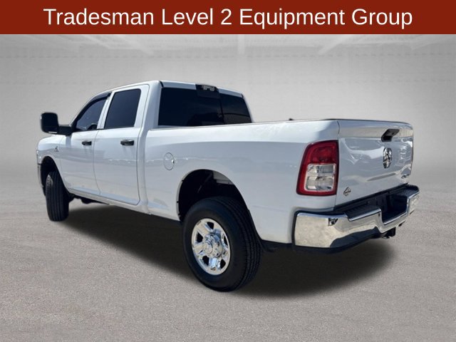 Used 2024 RAM 3500 Tradesman w/ Chrome Appearance Group AWD/4WD image 3