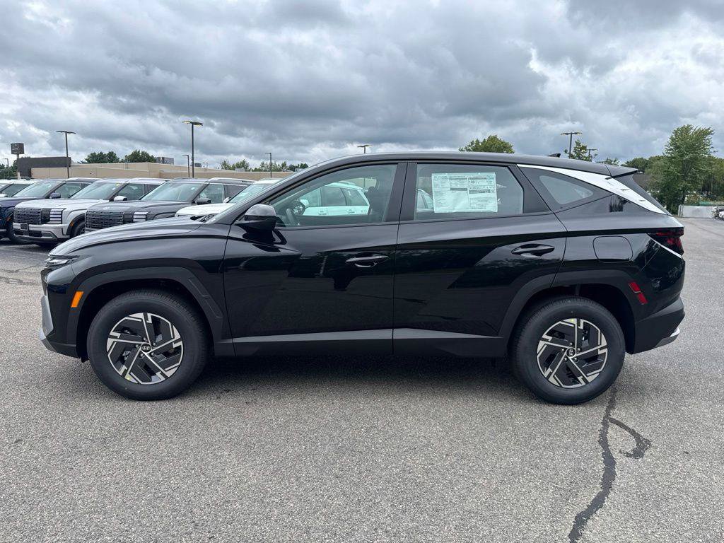 New 2026 Hyundai Tucson Blue SE AWD/4WD image 3