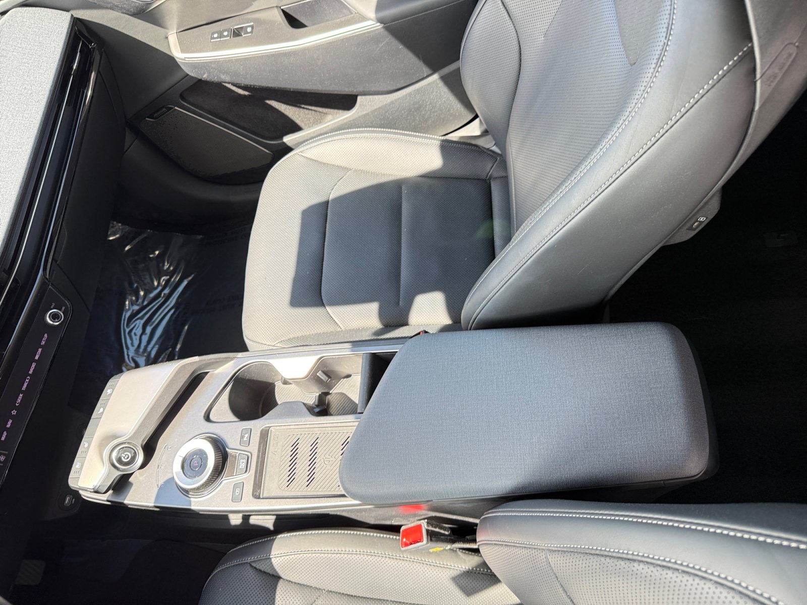 Used 2023 Kia EV6 Wind RWD image 14