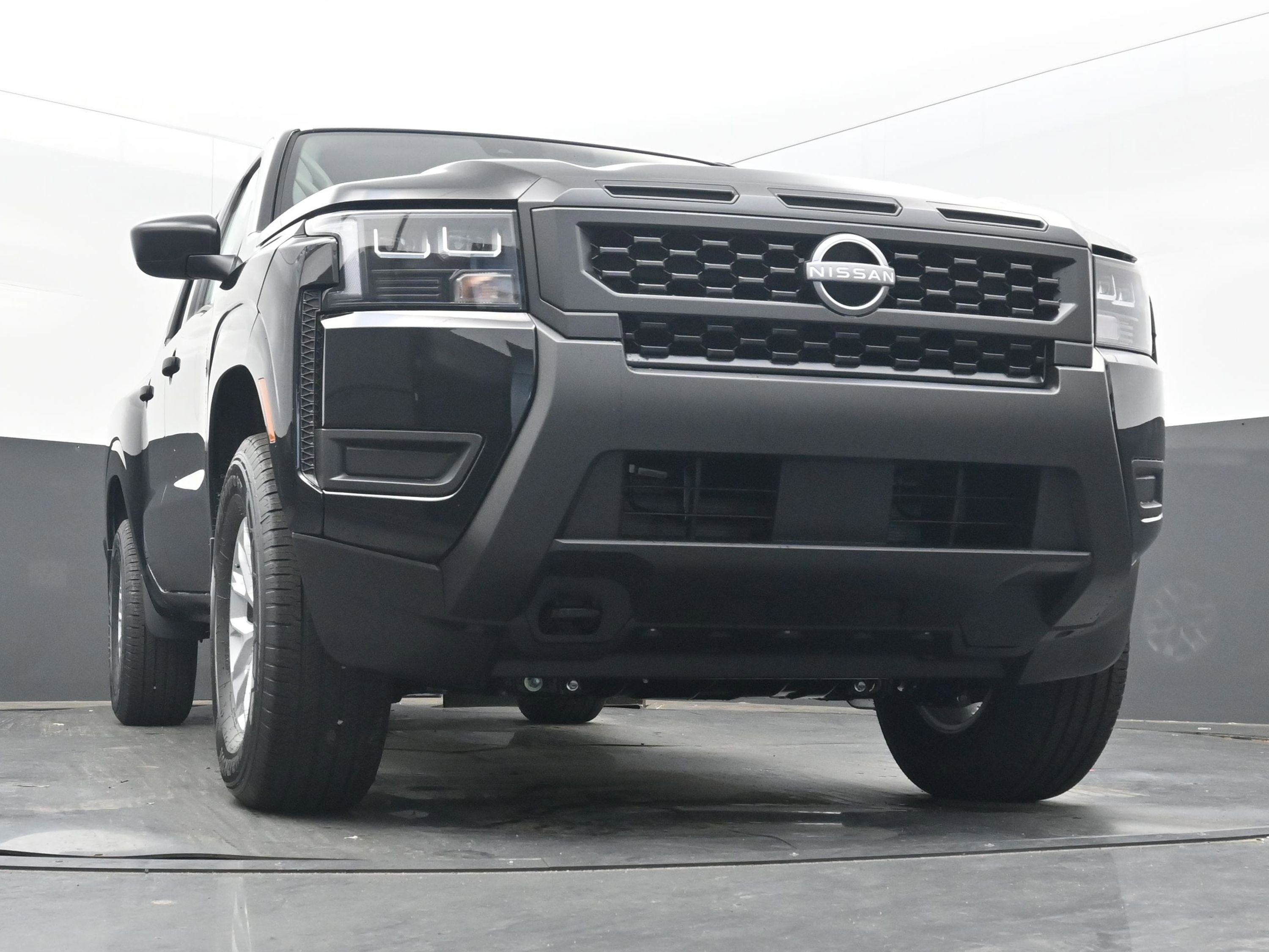 New 2026 Nissan Frontier S image 21