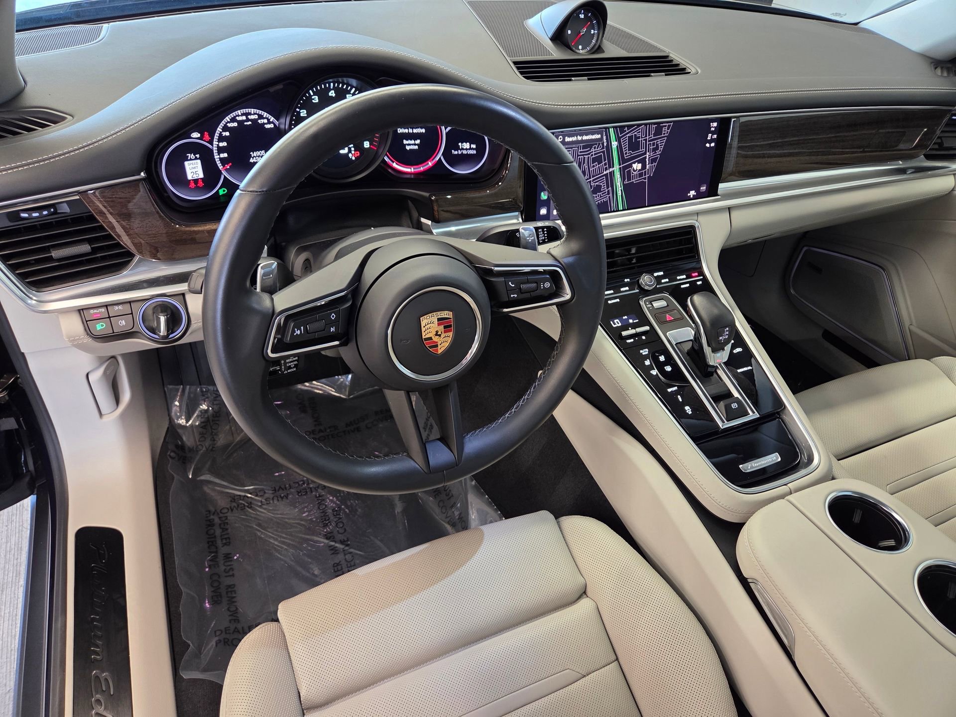 Certified 2023 Porsche Panamera 4 Platinum Edition image 4