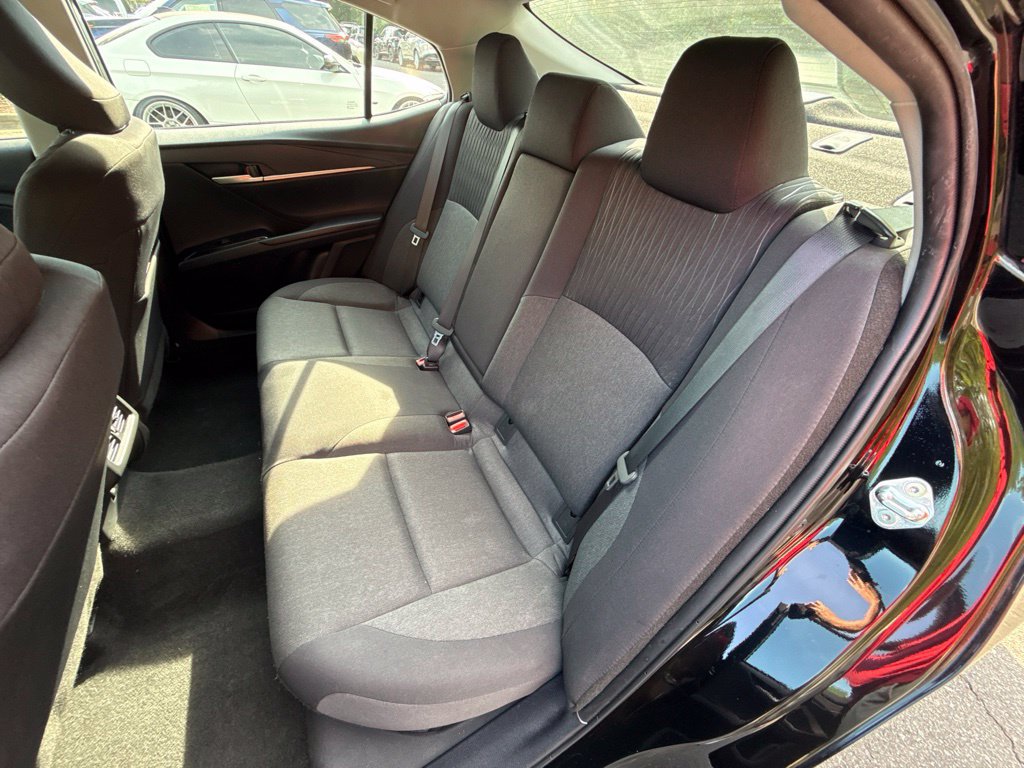 Used 2025 Toyota Camry LE FWD image 32