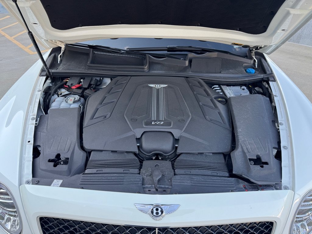 Used 2019 Bentley Bentayga AWD/4WD image 29