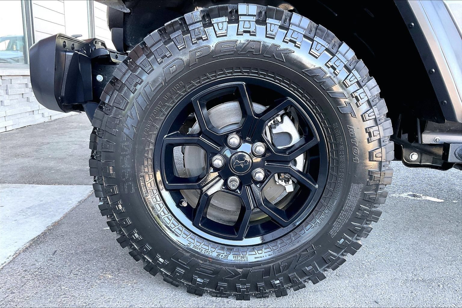 Used 2025 Jeep Wrangler Unlimited Sport AWD/4WD image 25