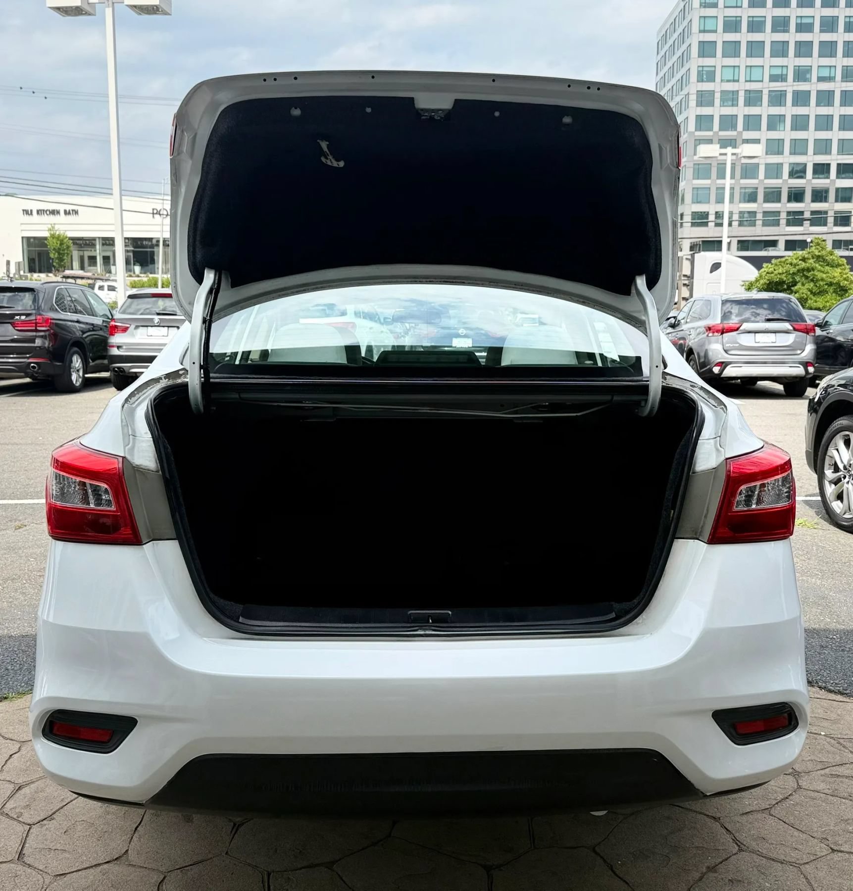 Used 2017 Nissan Sentra S FWD image 36