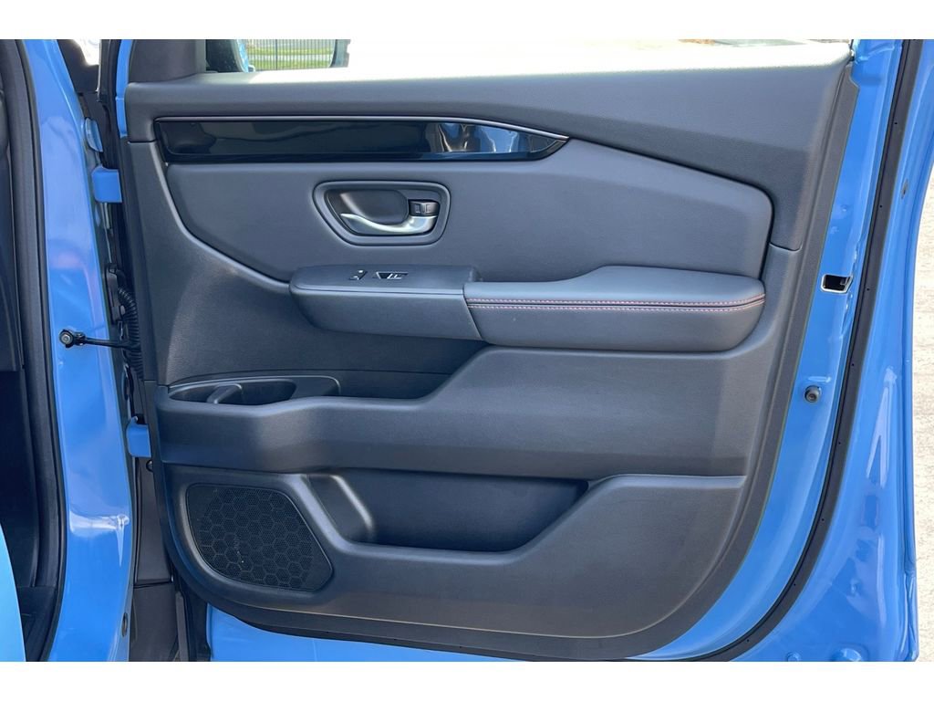 Certified 2025 Honda Pilot TrailSport image 22