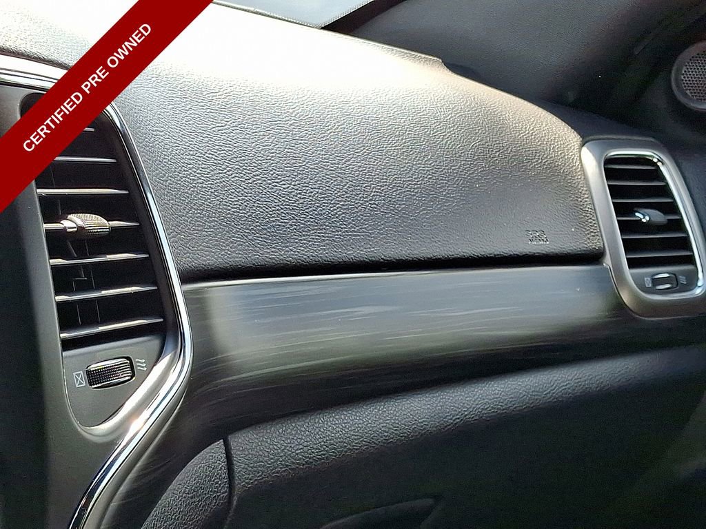 Certified 2021 Jeep Grand Cherokee Laredo image 26