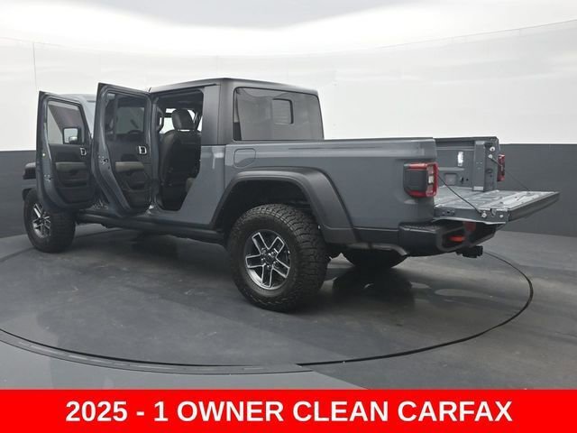 Used 2025 Jeep Gladiator Mojave w/ Convenience Group image 39