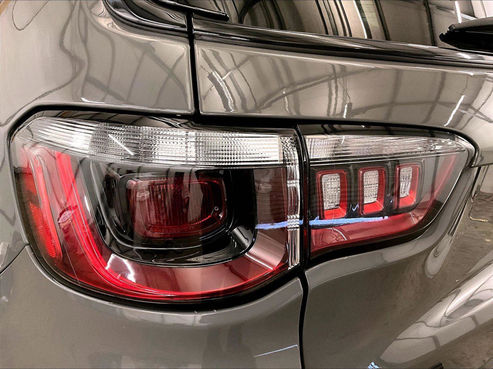 Used 2021 Jeep Compass Sport image 28