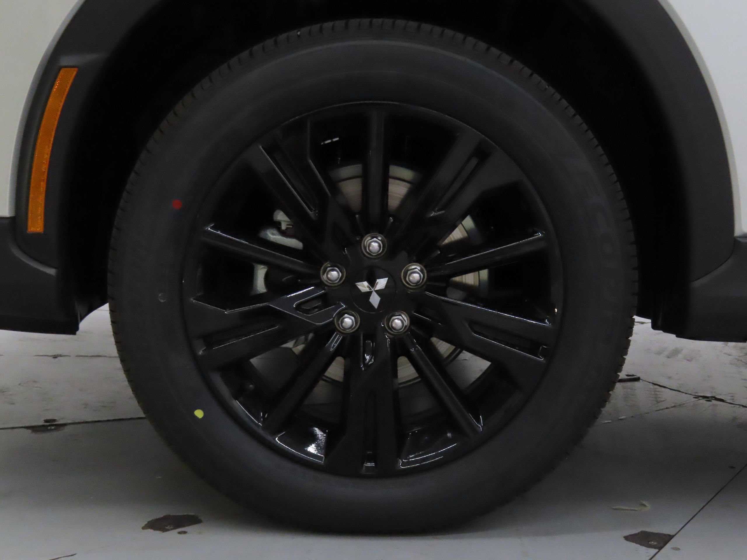 New 2025 Mitsubishi Eclipse Cross LE image 25