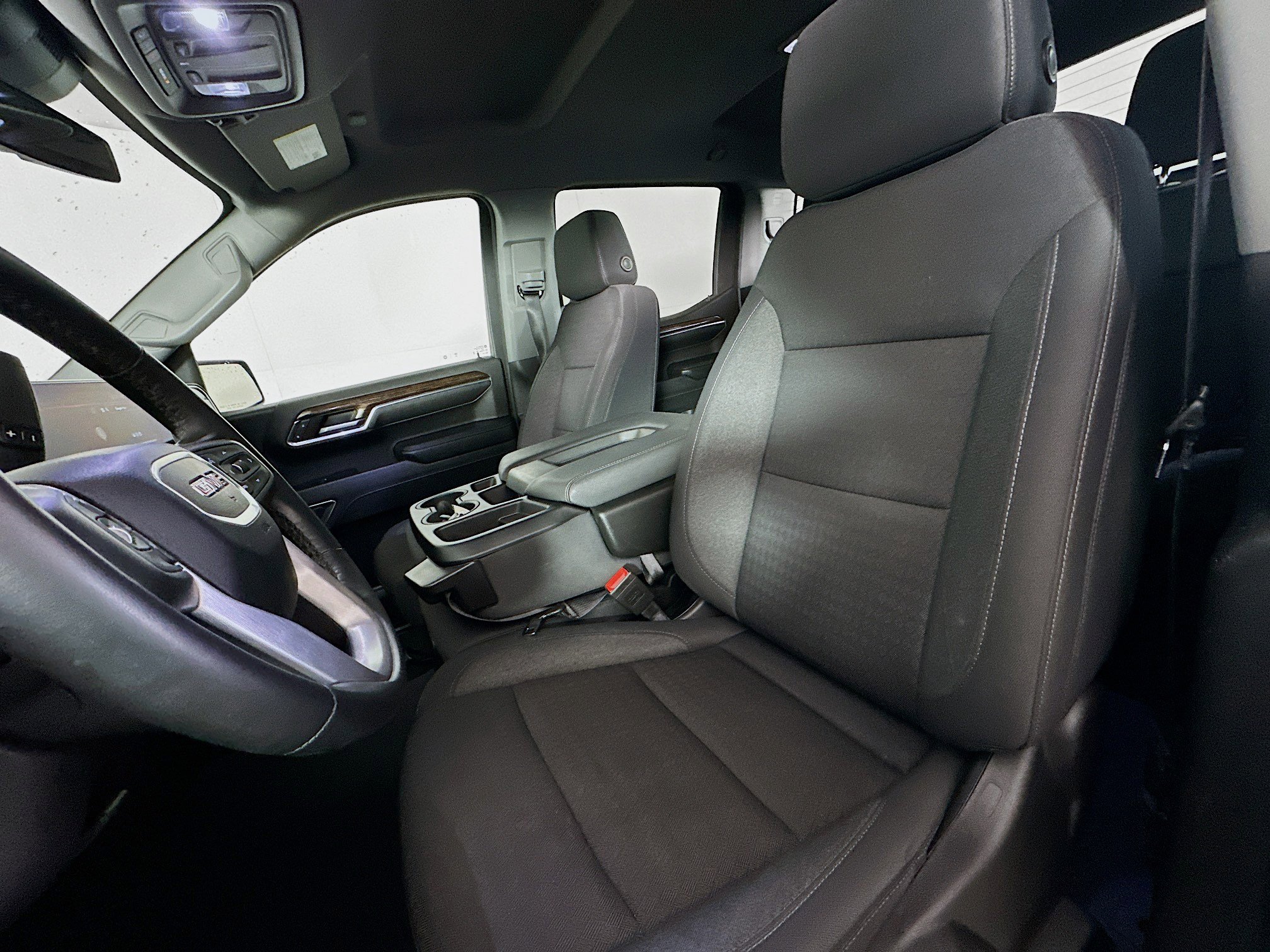 Used 2024 GMC Sierra 1500 Elevation image 13