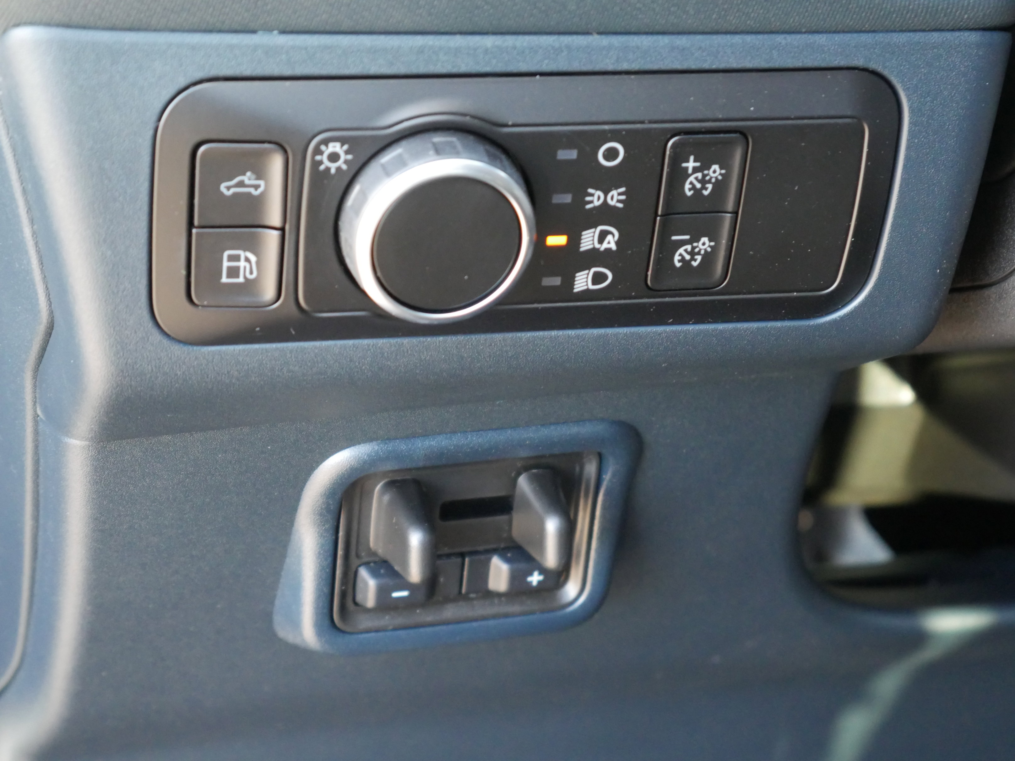 New 2026 Ford Maverick XLT w/ Equipment Group 301A image 5