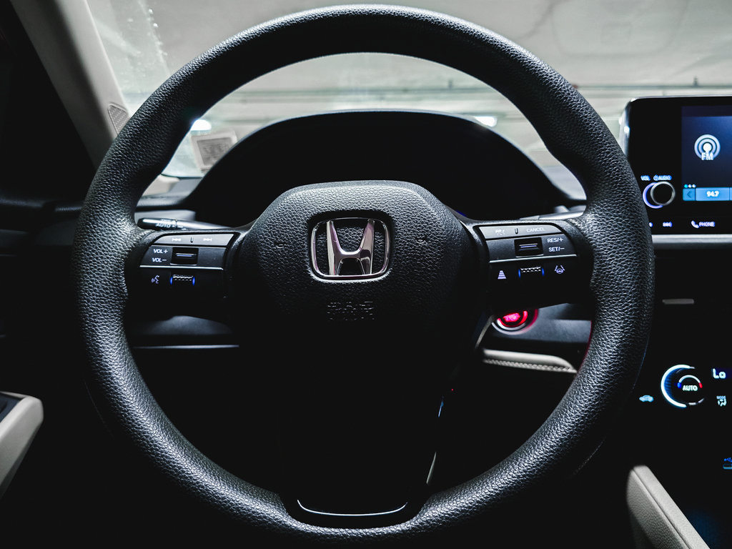 Used 2024 Honda Accord EX image 21