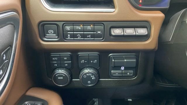 Used 2024 Chevrolet Tahoe High Country image 28