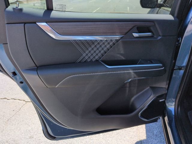 New 2026 GMC Acadia Denali w/ Super Cruise Package image 21