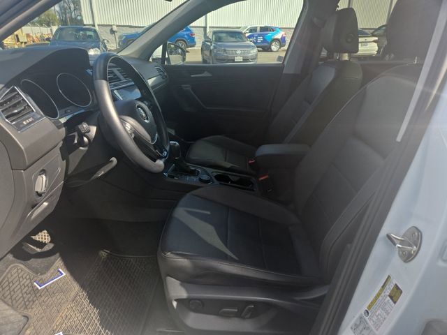 Used 2019 Volkswagen Tiguan SE image 10