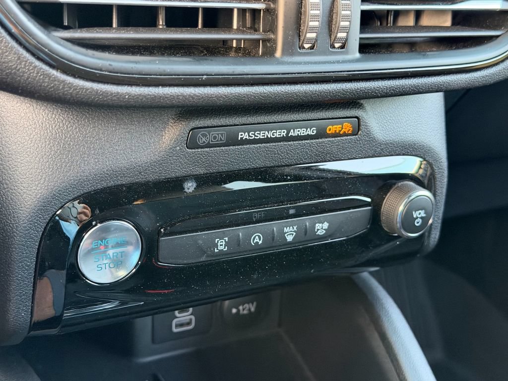 Used 2024 Ford Escape ST-Line w/ Tech Pack #1 FWD image 19