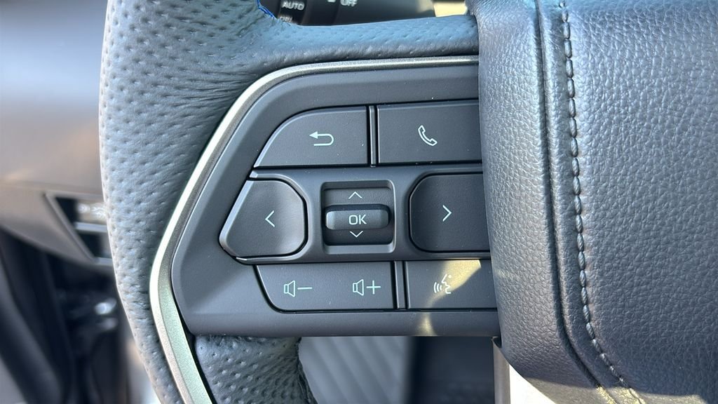 New 2026 Toyota Tundra Platinum w/ TRD Off-Road Package AWD/4WD image 17