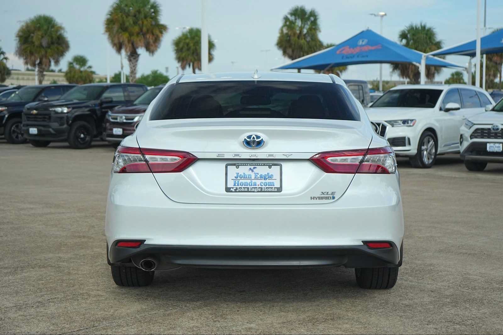 Used 2020 Toyota Camry XLE FWD image 5