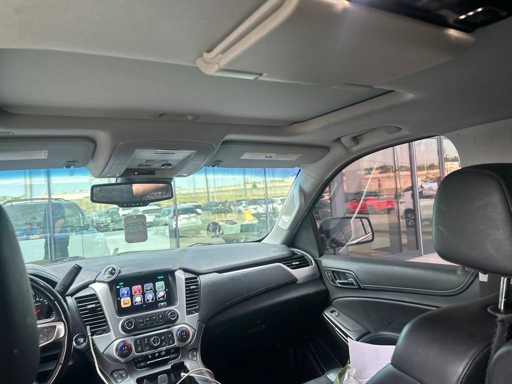 Used 2019 GMC Yukon XL SLT w/ Open Road Package AWD/4WD image 12