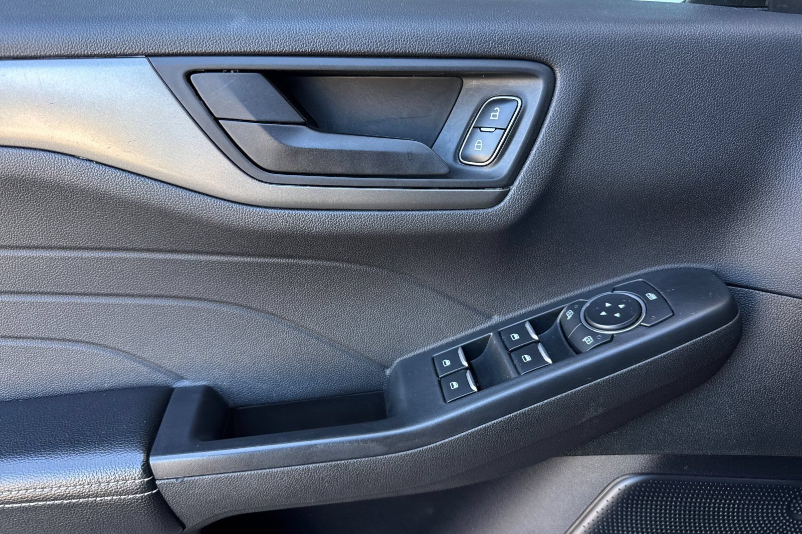 Used 2024 Ford Escape Active FWD image 10