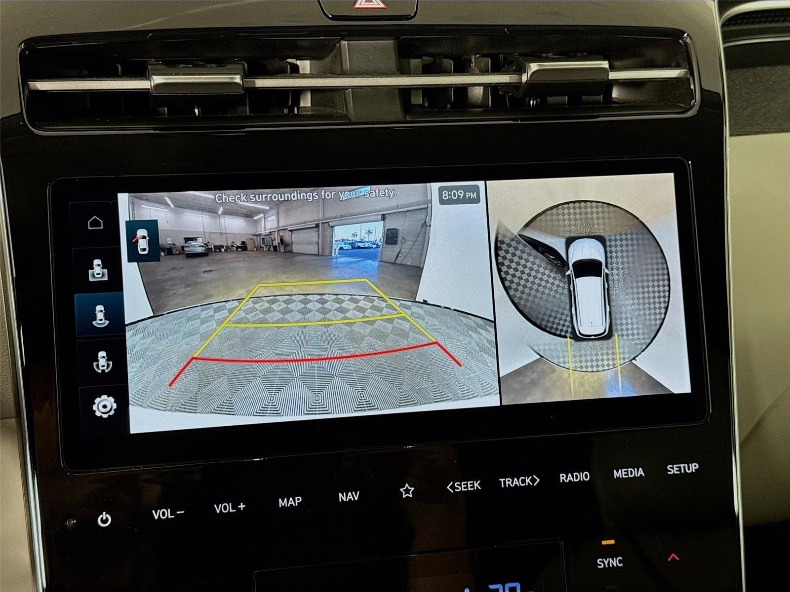 Certified 2024 Hyundai Tucson Limited FWD image 17