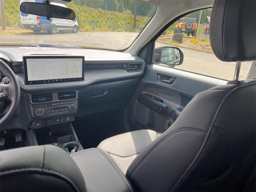 New 2025 Ford Maverick Lobo AWD/4WD image 25