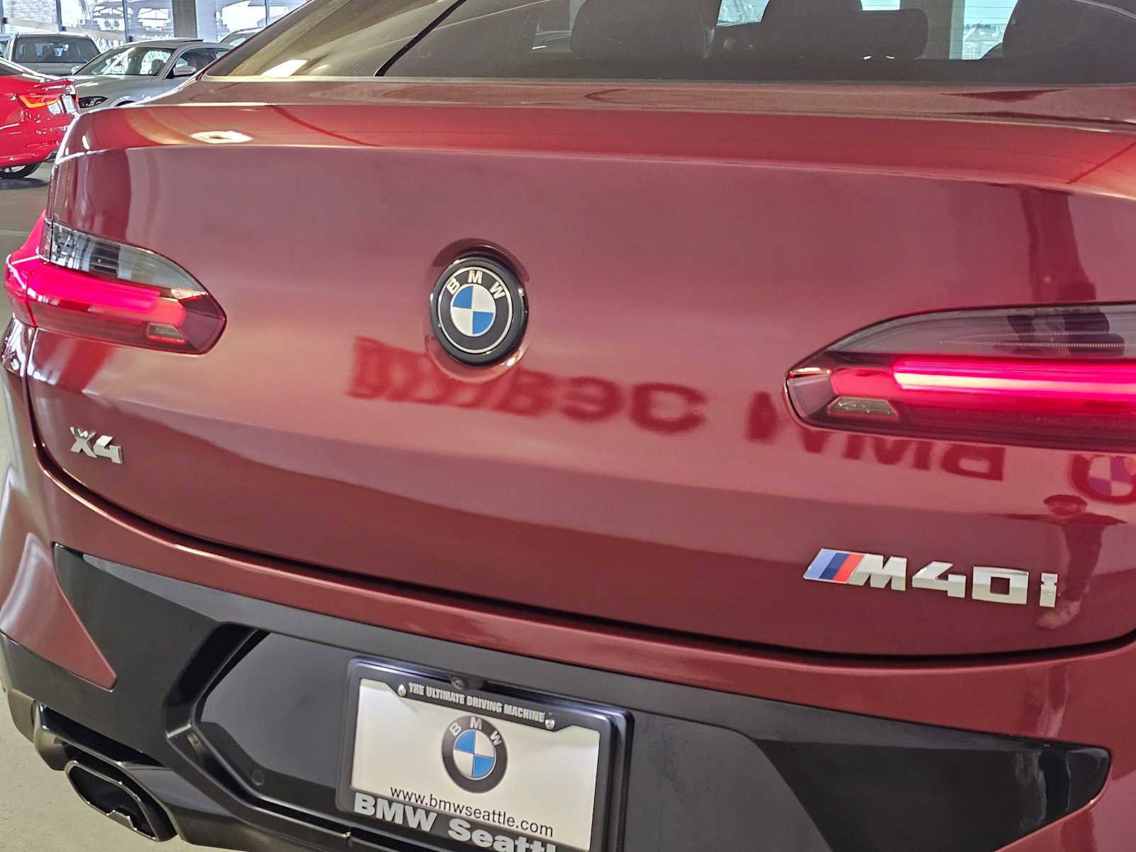 Used 2023 BMW X4 M40i w/ Premium Package image 7