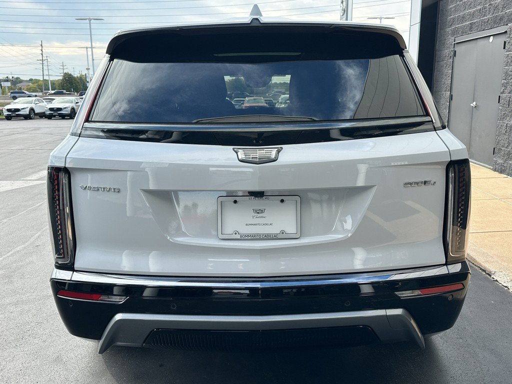 New 2026 Cadillac Vistiq Luxury AWD/4WD image 3