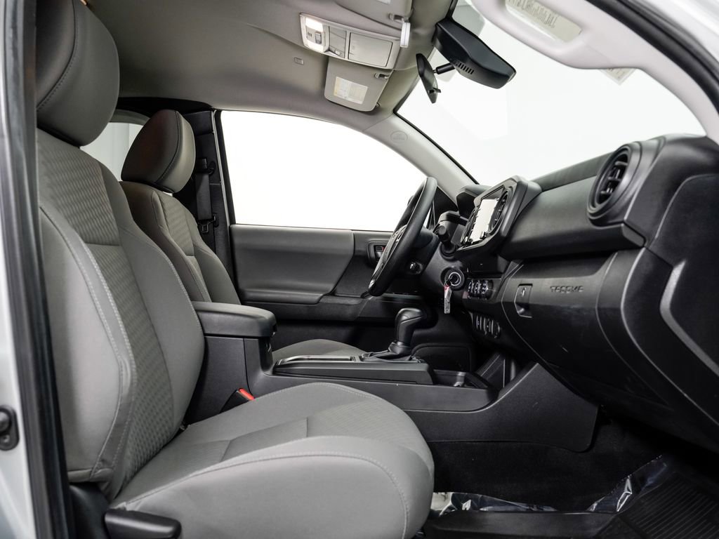 Used 2022 Toyota Tacoma SR RWD image 25