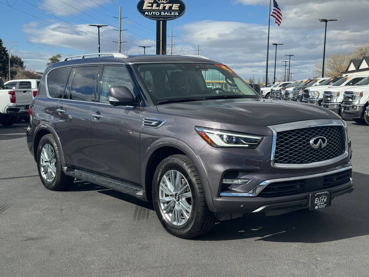 Used 2024 INFINITI QX80 Luxe image 3