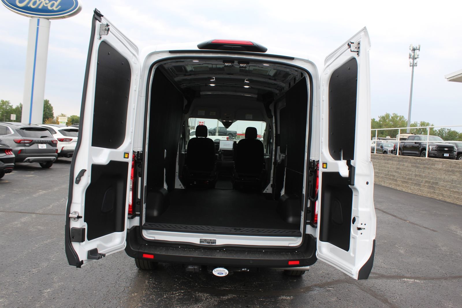 New 2025 Ford Transit 250 148 Medium Roof Extended AWD w/ Load Area Protection Package image 13